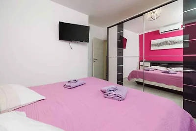 Ferienwohnung mit Balkon und einem wunderschö