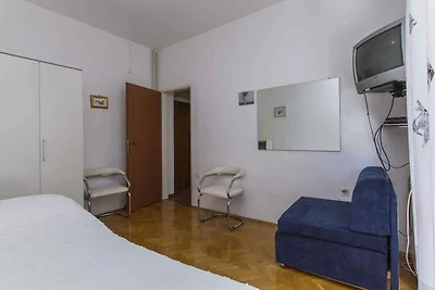 Ferienwohnung mit Terrasse und Klimaanlage