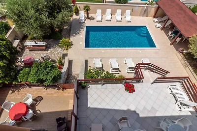 Ferienwohnung mit Aussenpool und Grill