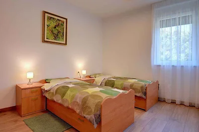 Ferienwohnung mit Terrasse und Klimaanlage