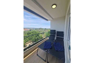 Ferienwohnung mit Garten und Klimaanlage