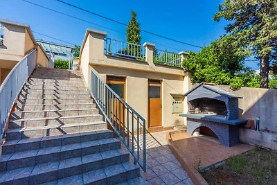 Ferienwohnung mit Balkon und Grillmöglichkeit