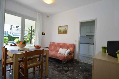 Bungalow mit Privatgarten und Klimaanlage