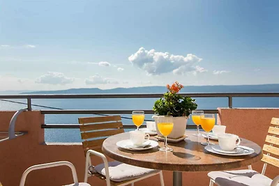 Ferienwohnung mit Klimaanlage, Balkon,