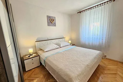 Ferienwohnung für 6 Personen mit Terrasse