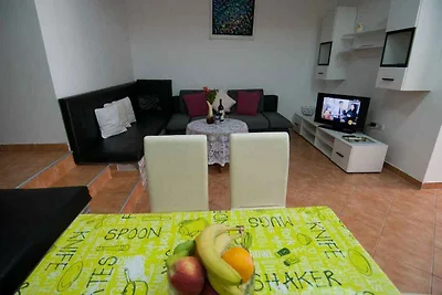 Charmante Ferienwohnung in Lovran mit Gartenb