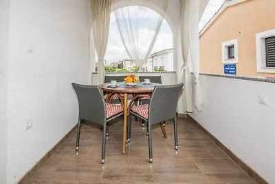 Ferienwohnung mit Klimaanlage und Balkon