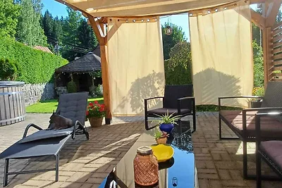 Ferienwohnung mit Whirlpool und WLAN