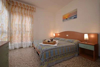 Ferienwohnung mit Klimaanlage und Balkon