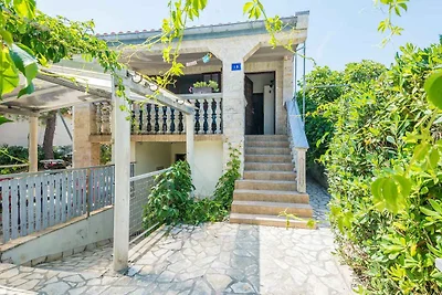 Ferienwohnung mit Klimaanlage und Terrasse