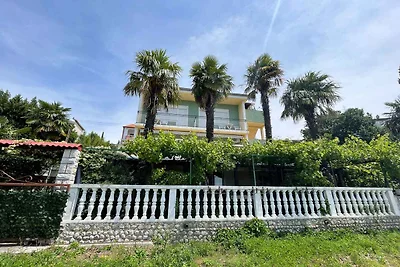Ferienwohnung mit Balkon und Klimaanlage