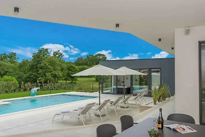 Villa mit privatem Pool und Whirlpool