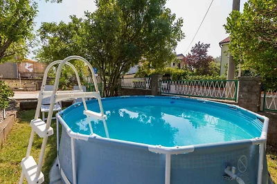 Ferienwohnung mit Klimaanlage und Aussenpool