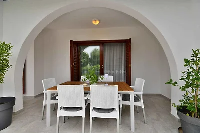 Ferienwohnung mit Terrasse und Klimaanlage