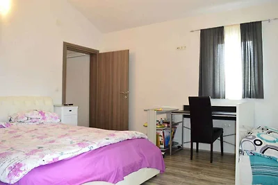 Einfache Apartment für vier Gäste, in der Näh