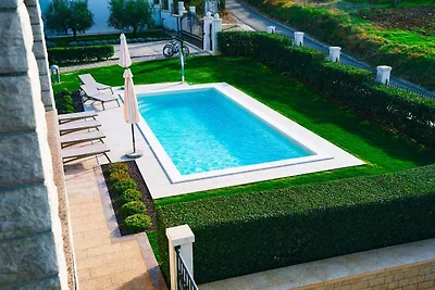 Ferienwohnung mit Pool und Klimaanlage