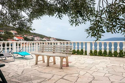 Ferienwohnung mit Terrasse, Grillmöglichkeit 