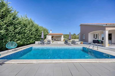 FerienHaus mit Pool