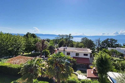 Ferienwohnung mit einen Balkon und Meerblick