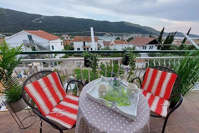 Ferienwohnung mit Klimaanlage, Balkon und