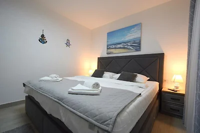 Ferienhaus mit Pool
