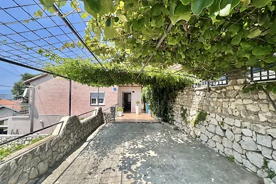 Ferienwohnung mit Terrasse und Balkon mit