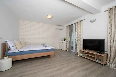 Studio mit Klimaanlage und Meerblick