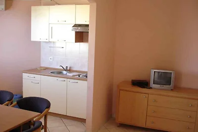 Ferienwohnung mit Pool und Balkon