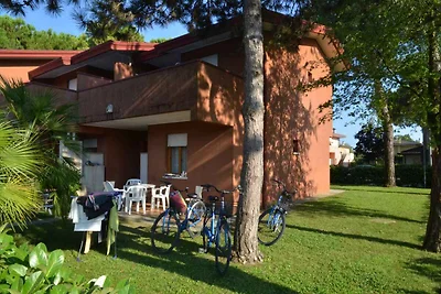 Ferienwohnung mit Blakon und Garten