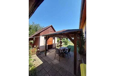 Ferienhaus für 6 Personen mit grossem Pool