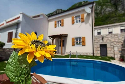 Ferienhaus mit Klimaanlage und Aussenpool