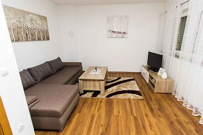 Komfortable Ferienwohnung Vesna in ruhiger La