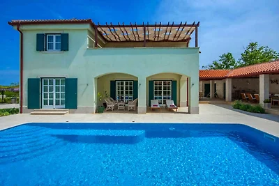 Villa Luxuriöse Villa ALMA