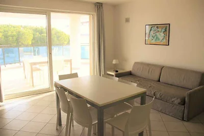 Ferienwohnung mit Klimaanlage und Balkon in d