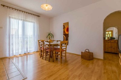 Ferienwohnung mit Balkon, Grill und