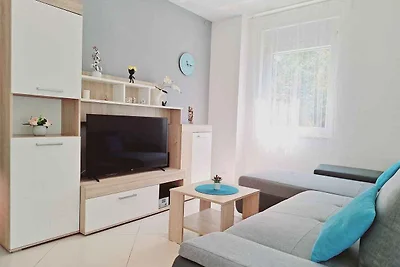 Ferienwohnung mit Blalkon und Klimaanlage