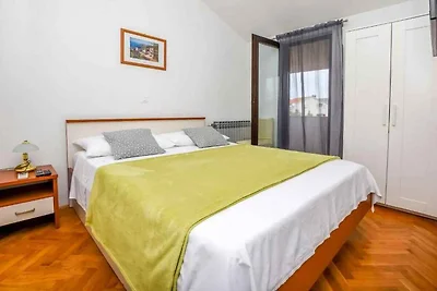 Ferienwohnung mit Klimaanlage und Balkon