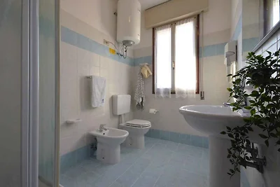 Ferienwohnung mit Balkon und Klimaanlage