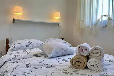 Ferienwohnung mit Balkon und Meerblick