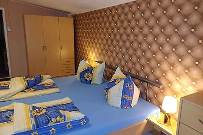 Ferienwohnung mit Kinderschaukel und