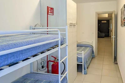 Ferienwohnung mit Balkon, Internet und Pool