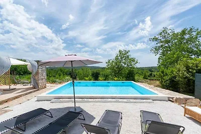 Ferienhaus mit Klimaanlage und Pool
