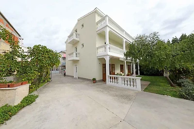 Ferienwohnung mit Klimaanlage und Terrasse