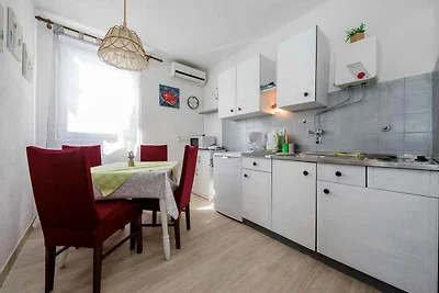 Apartment nur 500 Meter vom Meer entfernt - I