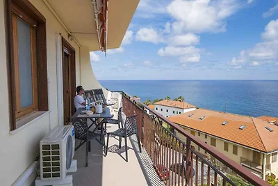 Ferienwohnung mit Klimaanlage und Balkon mit