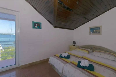 Ferienwohnung mit Balkon und Grill