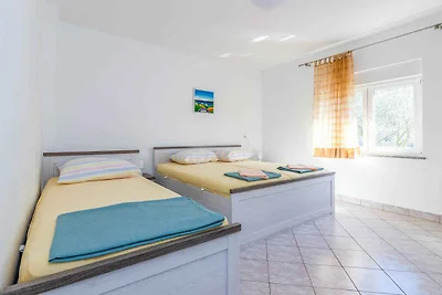 Apartament Dla rodzin Sveti Filip i Jakov