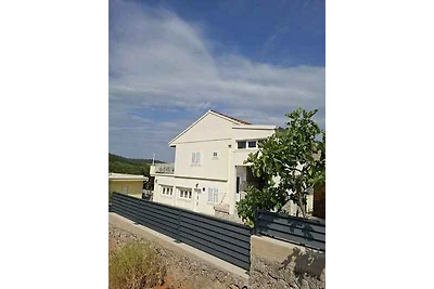 Gemütliche Ferienwohnung Neda in Bilice mit A