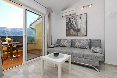 Ferienwohnung modern eingerichtet nur 300 m v