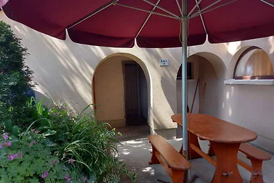 Ferienwohnung mit grossem Garten, Internet un
